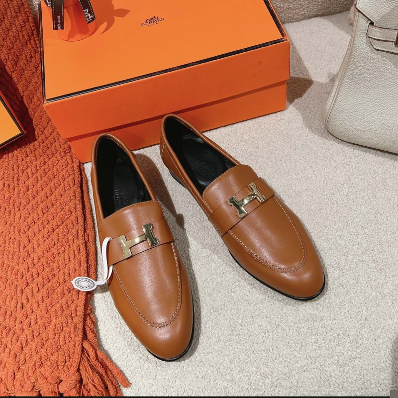 H**mes leather shoes